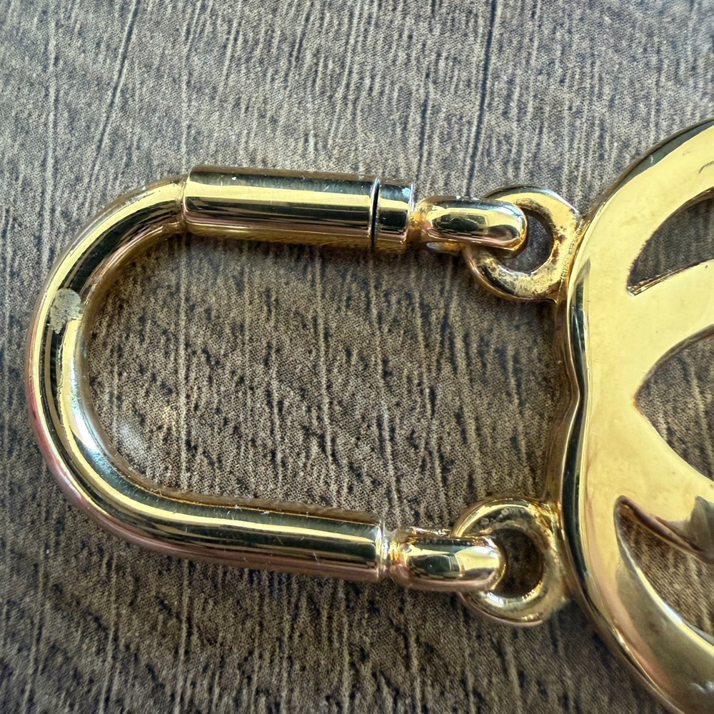 Gucci Gold Double G Keychain/Bag Charm - Picture 6 of 6